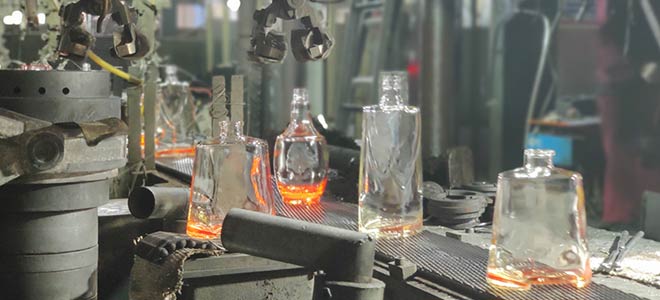 700ml cam şişeler 750 ml'den daha pahalı mı?