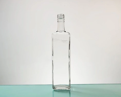 500ml kare yüksek çakmaktaşı ruhları brendi şişesi